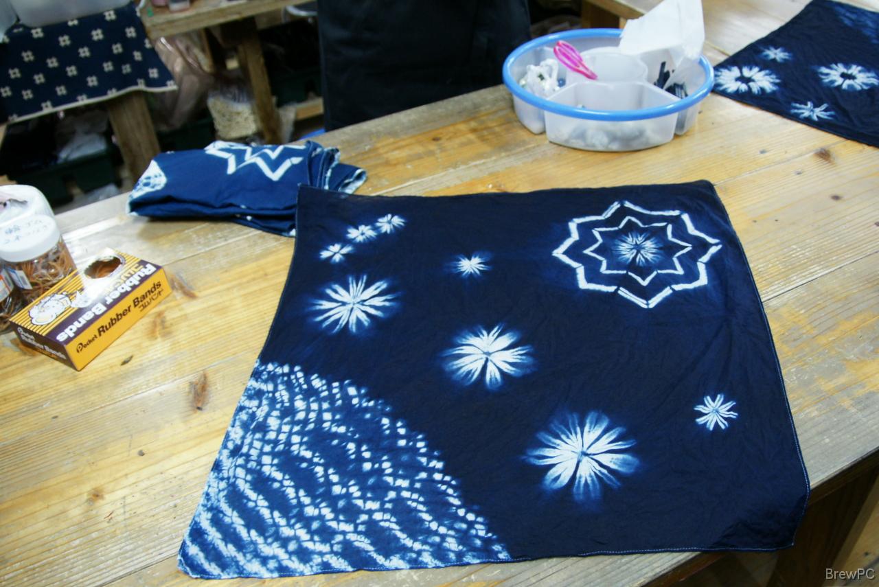 DSC05258 体験してみました「藍染」むら咲むら